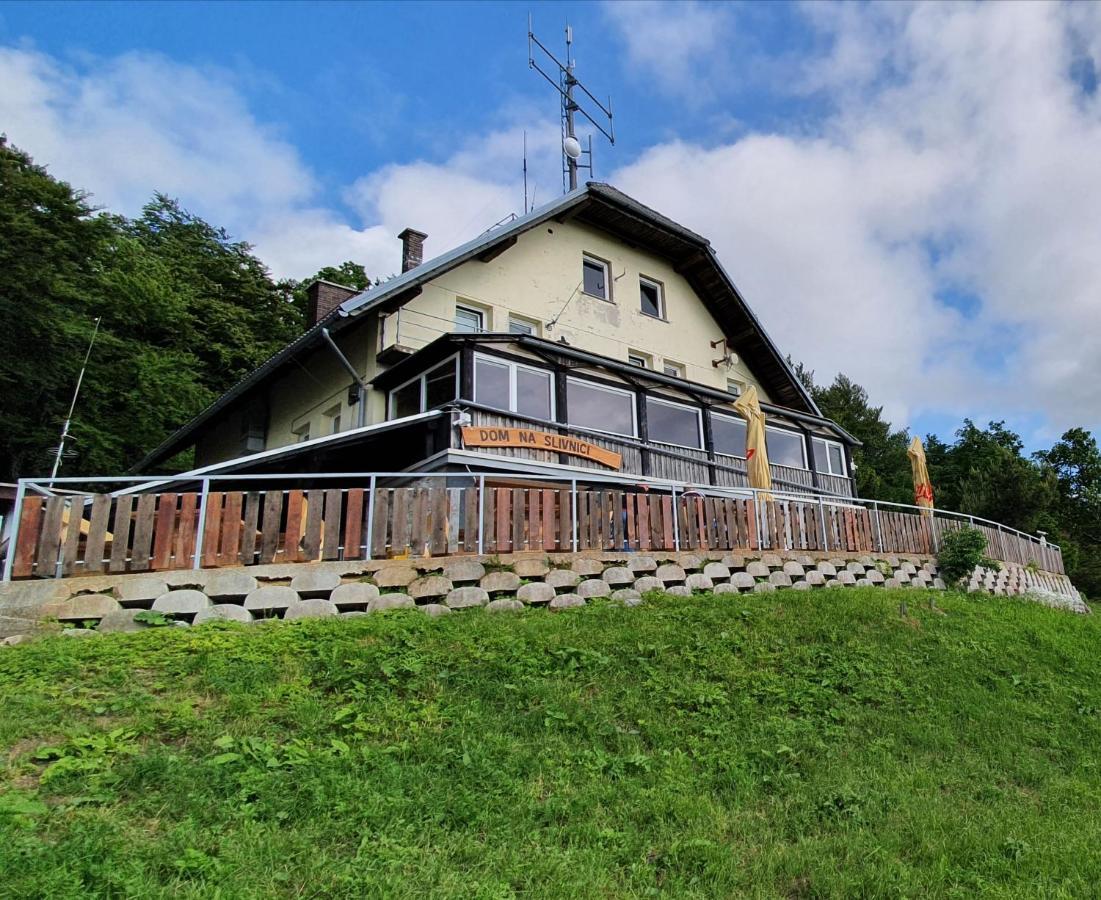 Dom Na Slivnici Bed and breakfast Cerknica